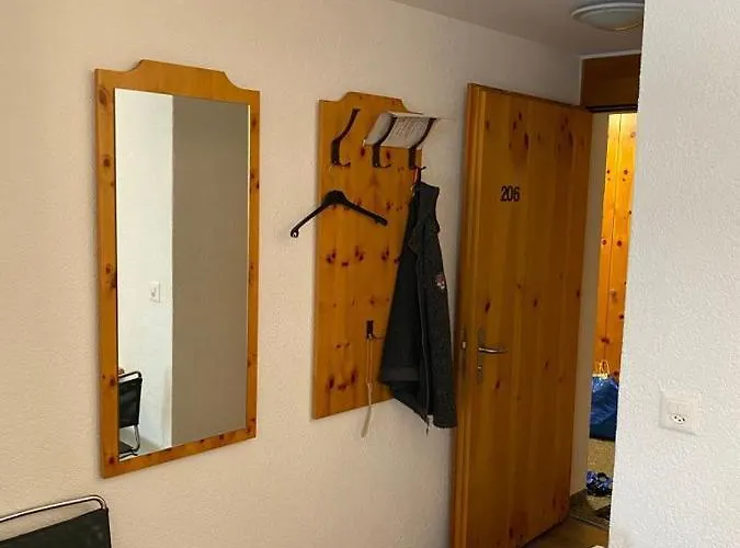 Lovely 1-bedroom In The Heart Of Appartement Davos