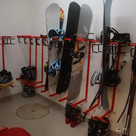 Lovely 1-bedroom In The Heart Of *